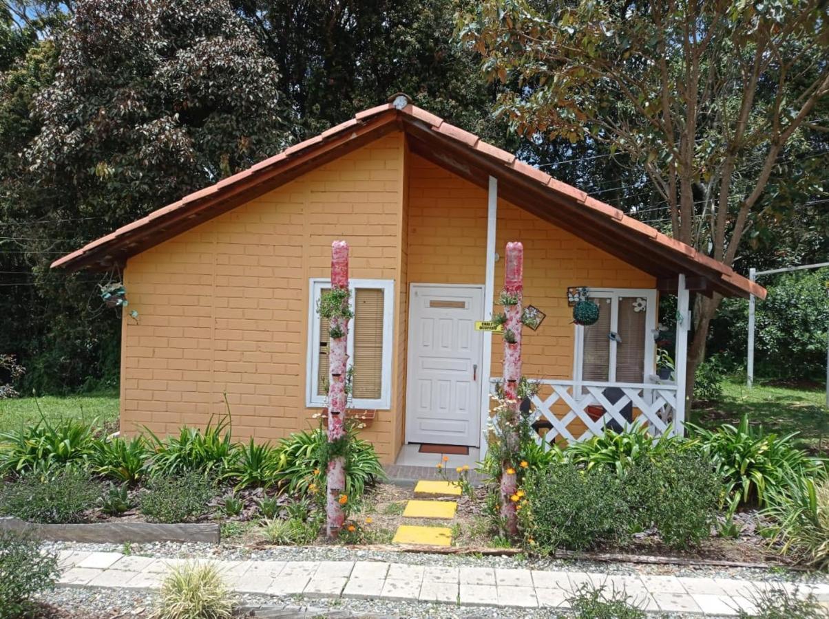 Hospedaje Santaelena -Chalets De Montana- Santa Elena  Exterior photo